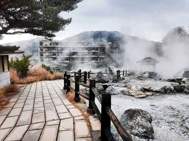 [🇯🇵 長崎] 雲仙地獄：自然の力を感じる温泉地 