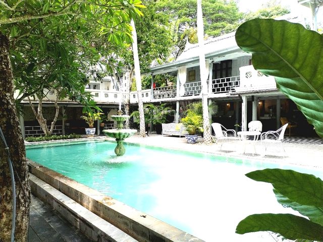Zantiis Ndol Villas