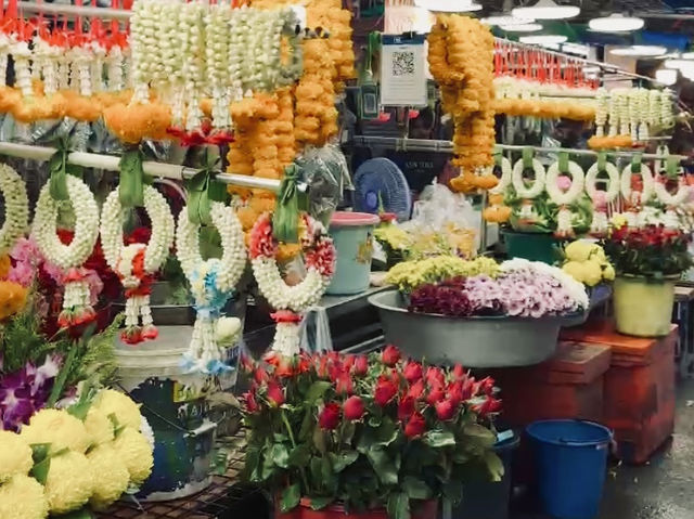 A Flavorful Morning at Kim Yong Market, Hatyai 