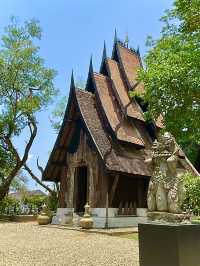 Visited the Baan Dam Museum in Chiang Rai on a bud😎💐👫get trip