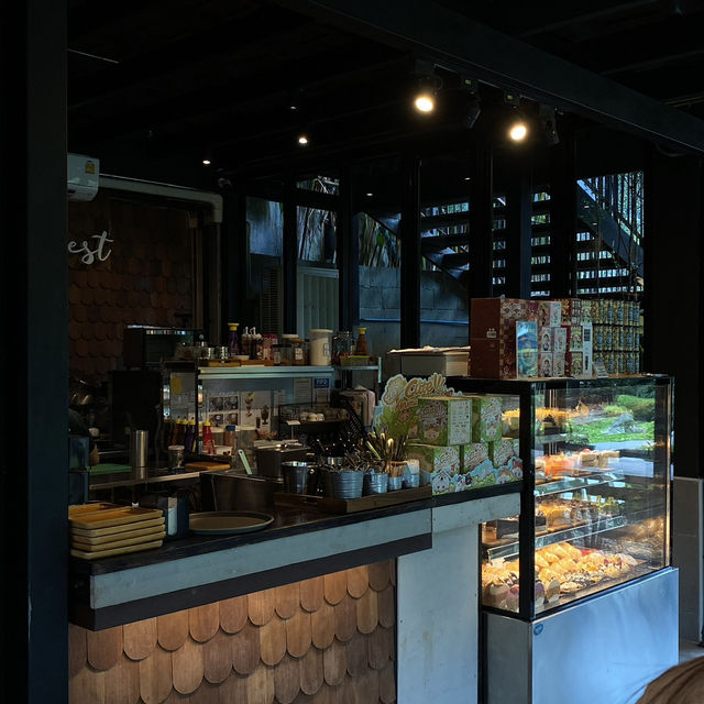 Into The Forest Café กระบี่ 