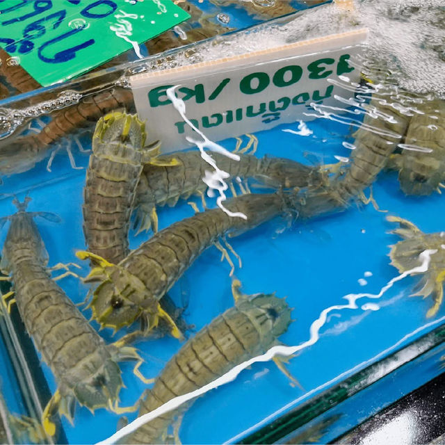 地元感満載！バーンセーンの魚市場で新鮮シーフードをゲット🦐 #タイグルメ #バーンセーン市場」