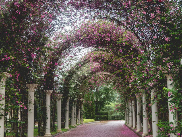 豪華なイタリア風城で、本格イタリア料理と美しい景色を楽しもう！✨ #パタヤ #CastelloDiBellagio #イ