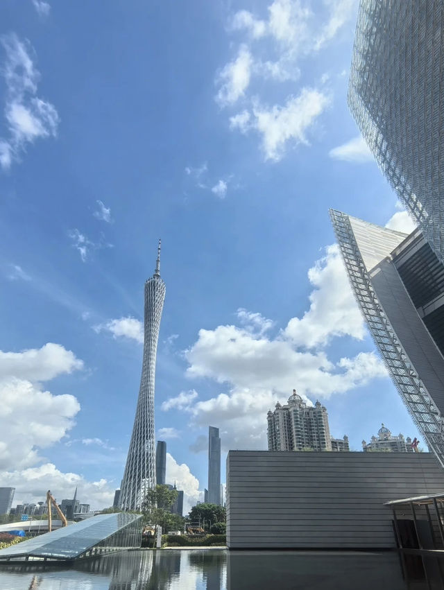 A Grand Canvas of Lingnan & Chinese Art – My Visit to Guangzhou Museum of Art