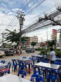 ร้านอาหารสไตล์กับข้าวและข้าวต้ม