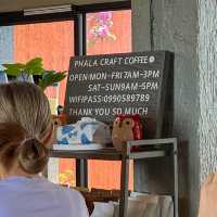 คาเฟ่วิวทะเล🧜‍♂️ Phala craft Coffee Roaster 