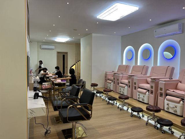 💆‍♀️ Relaxing Experience at Odelia Beauty Parlor, Batam