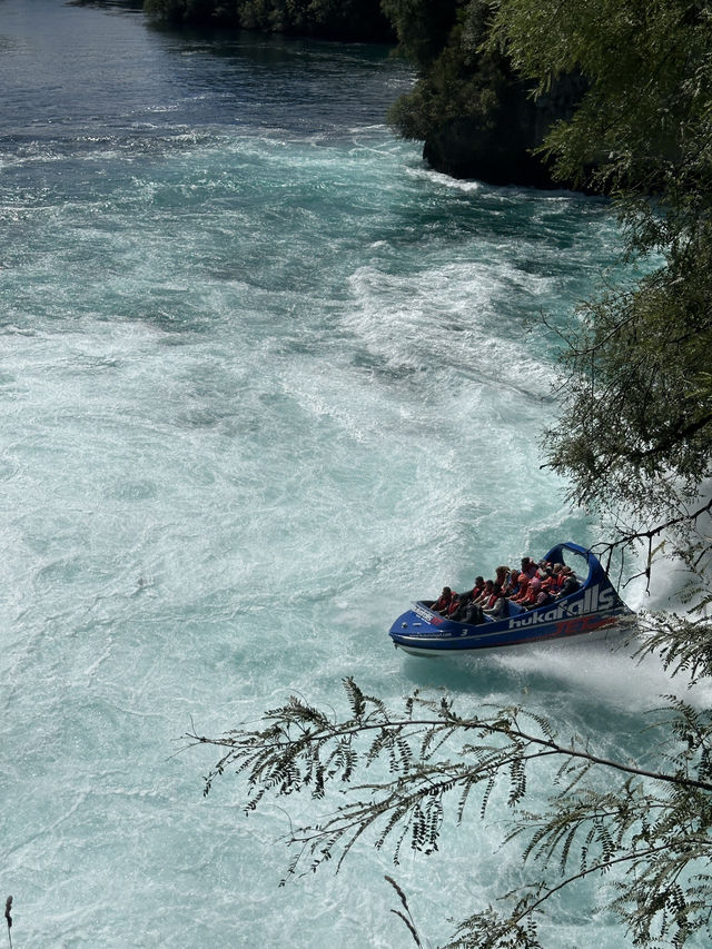 🇳🇿 Turquoise Dreams at Huka Falls