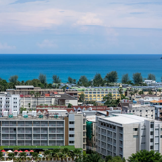 โรงแรมใจกลางเมืองป่าตอง ใกล้ชายหาด 🌊