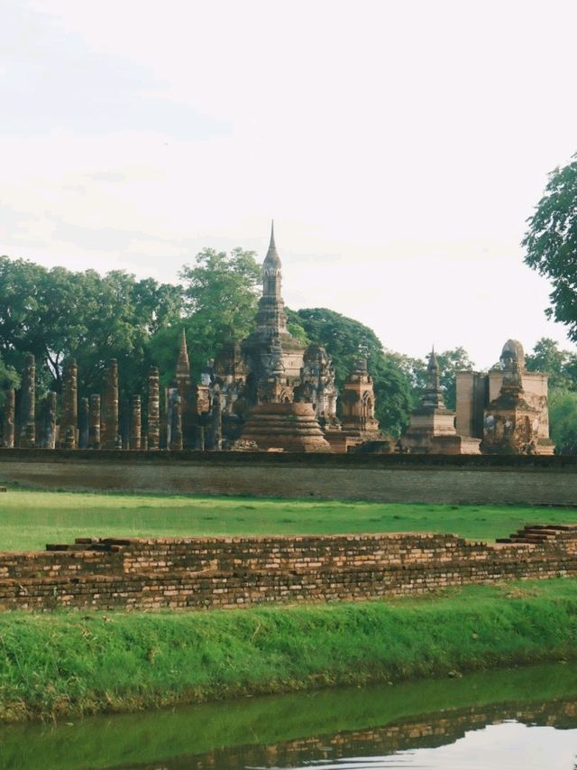เที่ยว "อุทยานประวัติศาสตร์สุโขทัย" 🇹🇭