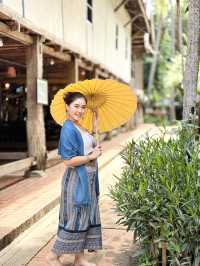สาวลาวเวียงจันทร์ ใส่ชุดชนเผ่า ที่หลวงพระบาง