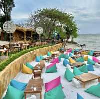 Good Old Sea – คาเฟ่สุดชิลล์ริมชายหาด ณ นาจอมเทียน