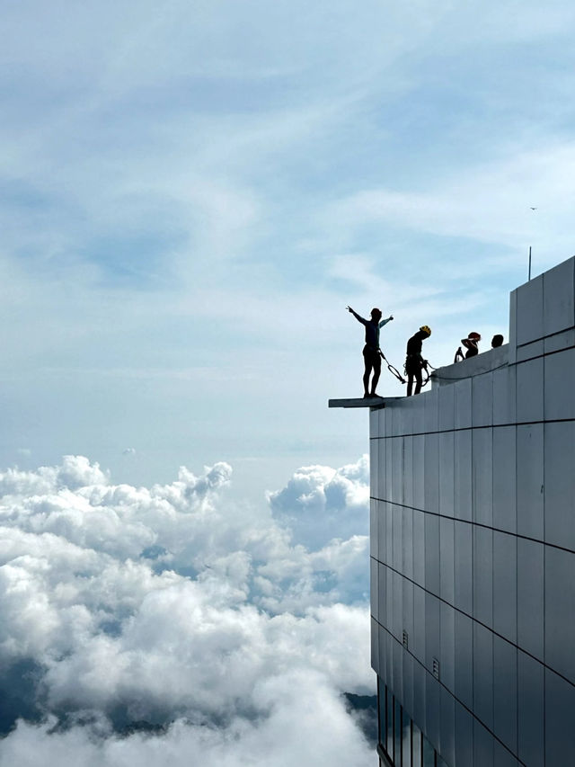 Hoverland – Malaysia’s Highest Rooftop Playground (6,106 ft / 1,861 m)