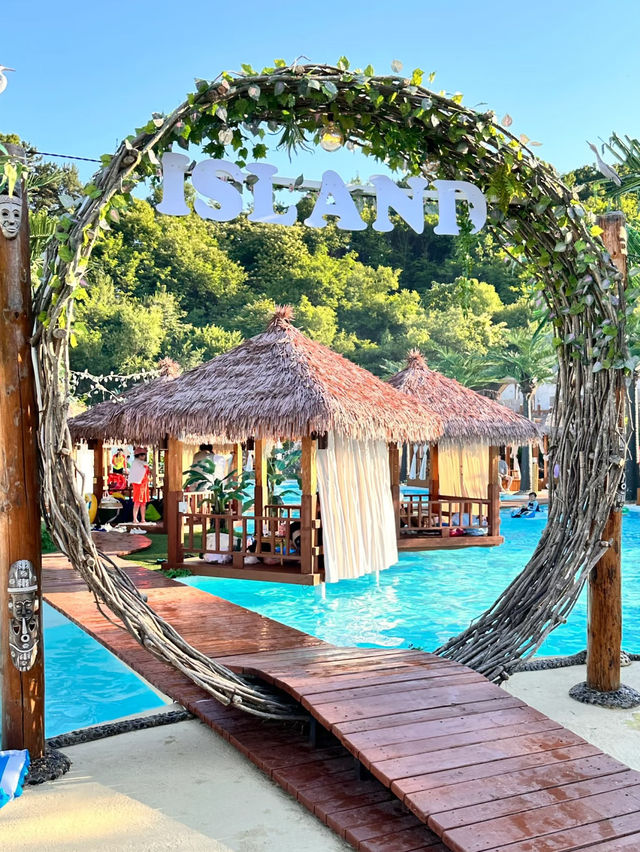 🇰🇷 Tropical Getaway in Seoul: Korea’s Very Own “Mini Maldives” 🥥🌴