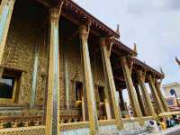 玉佛寺，信仰與榮耀交織的聖地。