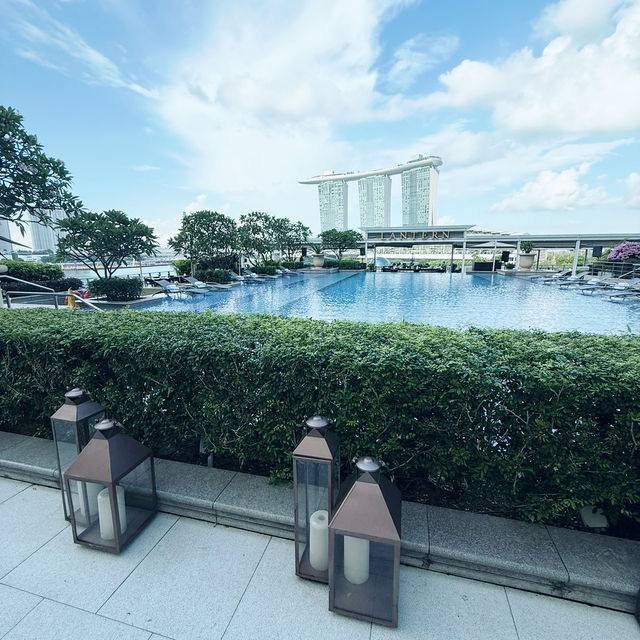 Harbourfront Glamour: The Fullerton Bay Hotel Experience 🇸🇬