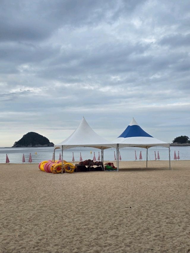 한적하게 해수욕하기 좋은 상주은모래비치🏖