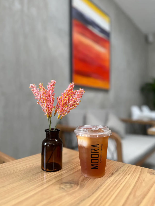 Moora Eatery: Batam’s Lakeside Flavor Haven