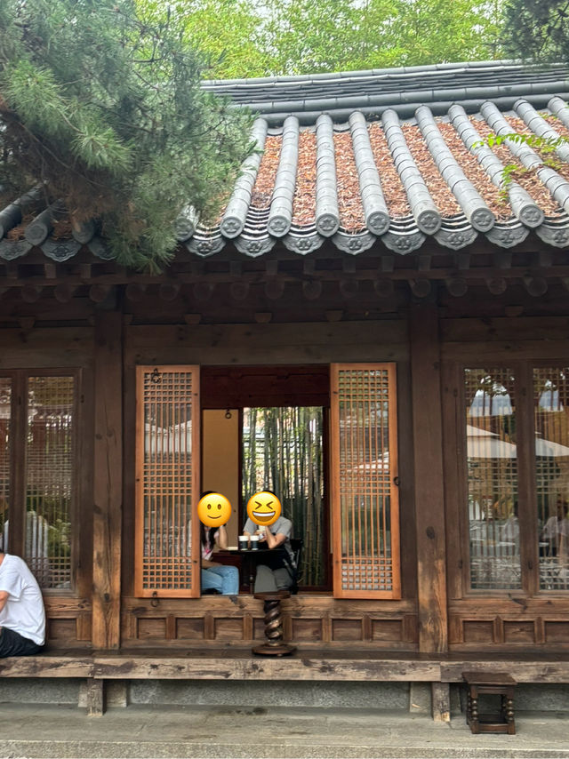 힌옥의 카페에서 커피한잔!!