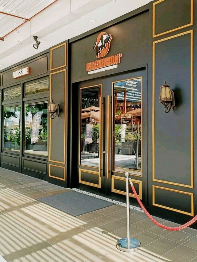 Black Bixson Cafe Malaysia