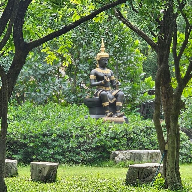 วัดเขาวง (ถ้ำนารายณ์) 