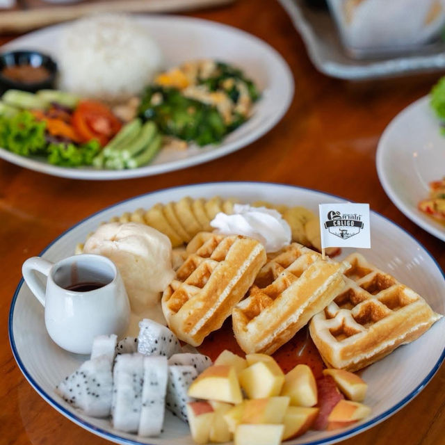 โรงคั่วกาแฟเขาสก ☕️⛰️