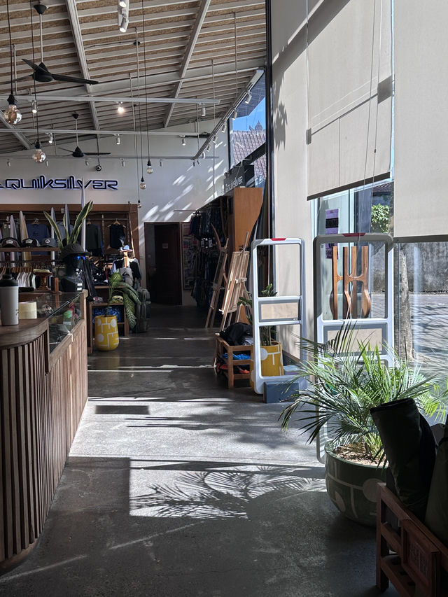 Drifter cafe 🌊🏄🏻