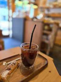 일본 후쿠오카의 감성카페 Adachi Coffee