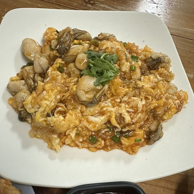 ครัวป้าไก่ 🏡 ร้านบ้านๆ แต่รสชาติไม่ธรรมดา!