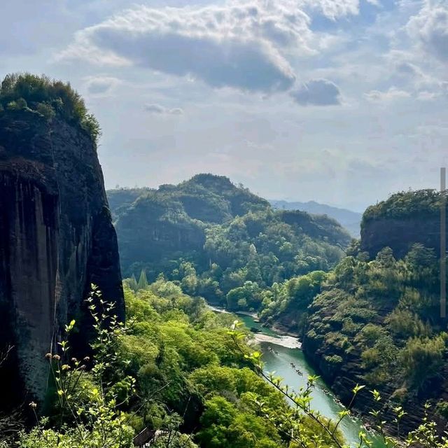 Mount Wuyi (Wuyishan), Fujian Province Mount Wuyi (Wuyishan), Fujian Province