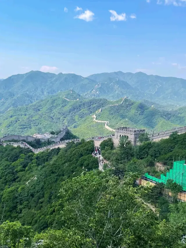 과거와의 만남: 만리장성의 바다링 구간 여행