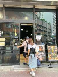 旺角人氣純黑型格咖啡店