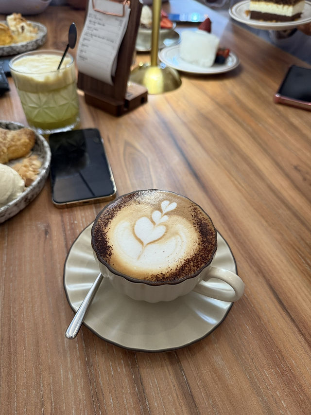 “A Hidden Gem in Ipoh’s — Patisserie Boutique!✨🍰” “A Hidden Gem in Ipoh’s — Patisserie Boutique!✨🍰”