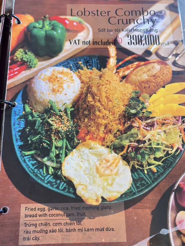 호이안 톰도 레스토랑: 해산물 애호가를 위한 현대적인 맛집 호이안 톰도 레스토랑: 해산물 애호가를 위한 현대적인 맛집
