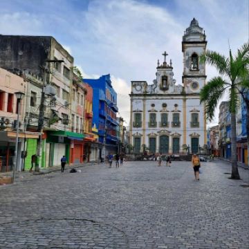Experiencing the Energetic Vibes of Recife 