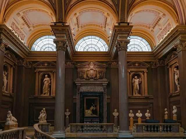 Visiting the Museum right as it opened was a fantastic idea. We had many of the galleries to ourselves