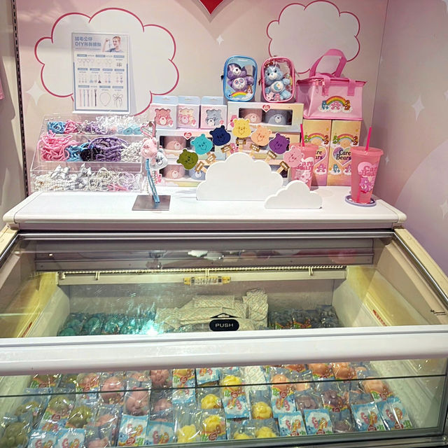 🌈【Care Bears 台北東區快閃店 · 彩虹驚喜】🌈 🌈【Care Bears 台北東區快閃店 · 彩虹驚喜】🌈