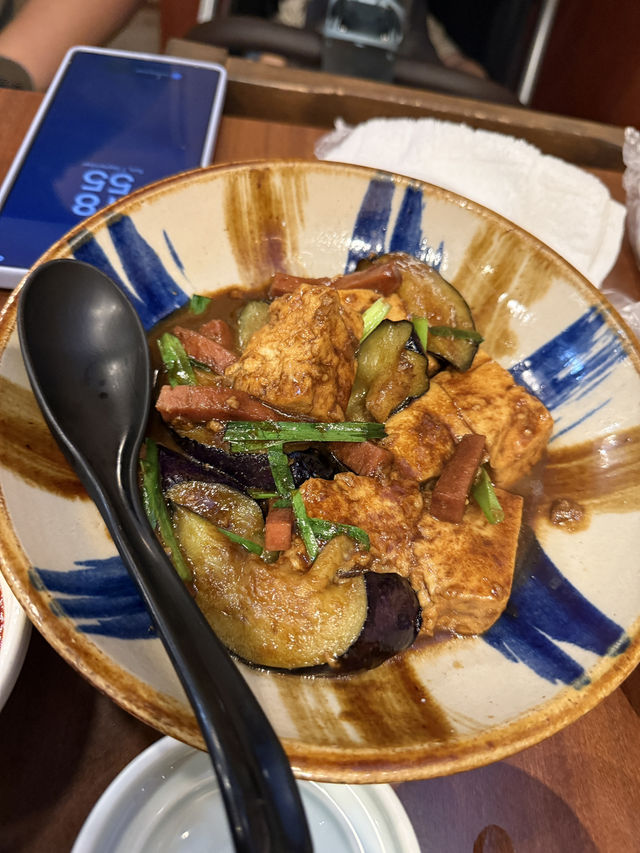 沖繩料理體驗‼️享受民謠🤩阿古豬必點