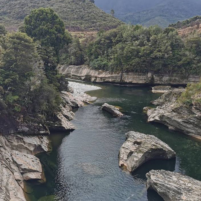 Salisbury Falls – A Summer Gem of Golden Bay