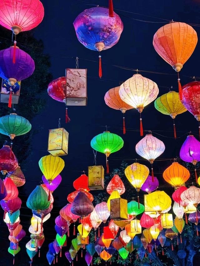 Neon Nights Chengdu✨