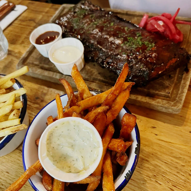 🍖 The Late-Night Lair of the Carnivore King 🍖 The Late-Night Lair of the Carnivore King