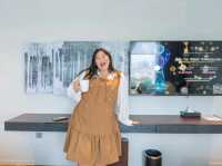 พักผ่อน กินดื่ม ชมวิวเมืองสุดอลังกลางสาธร