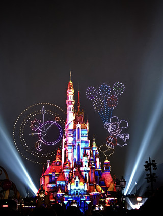 The Ultimate Dream Guide to Hong Kong Disneyland's 20th Anniversary.