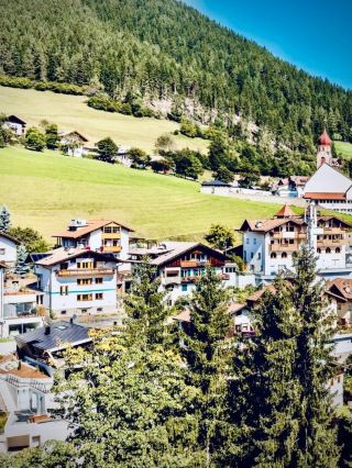 Switzerland Morcote Scherrer Park to Capella S. Antonio Lakeside Lemon Grove Stair — CHF 9 Park, Fre