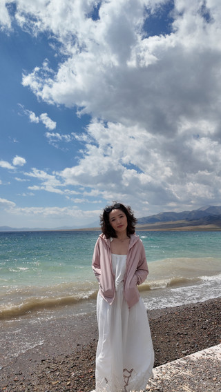 Danau Sayram | Berkendara mengelilingi danau di bulan Agustus dan habiskan waktu Anda di musim panas biru Xinjiang.