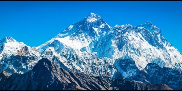 🇳🇵 Discover the Breathtaking Beauty of Nepal! 🏔️✨Nepal is a paradise for nature lovers and adve