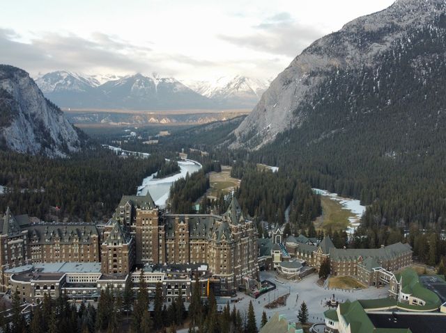 The iconic view Fairmont Banff Springs Hotel