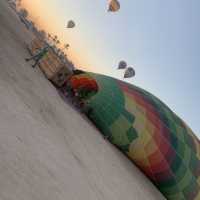 Ballon ride over the valley of the kings 