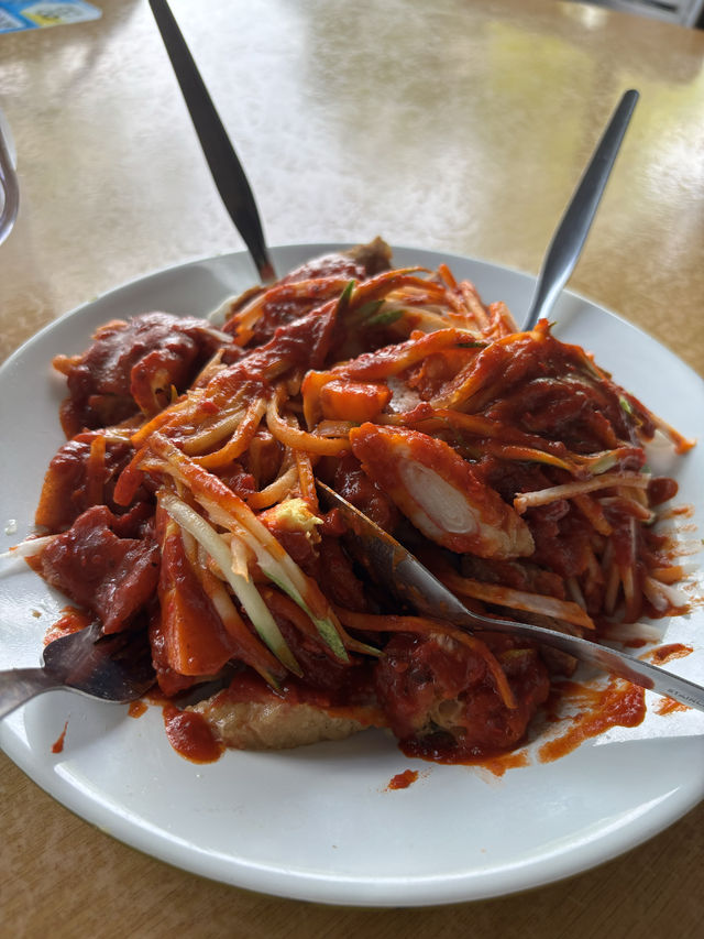 Discover Malaysia: From Sky-high Towers to Street Food Wonders