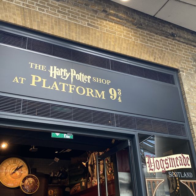 A Dash of Magic: Retail Delights at Platform 3/4